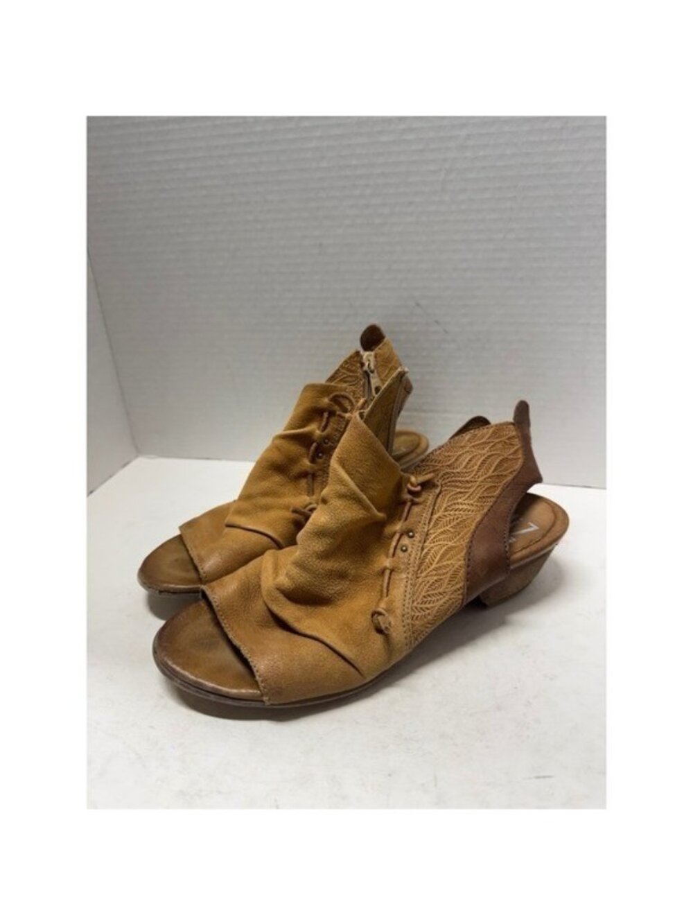 Miz Mooz Womens Tan Leather Open Toe Block Heel Booties Sandals Size 38 7.5